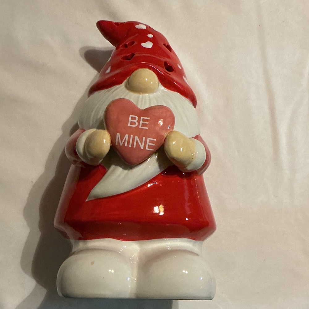 NWOT Love Gnome Ceramic Figurine - Red & White